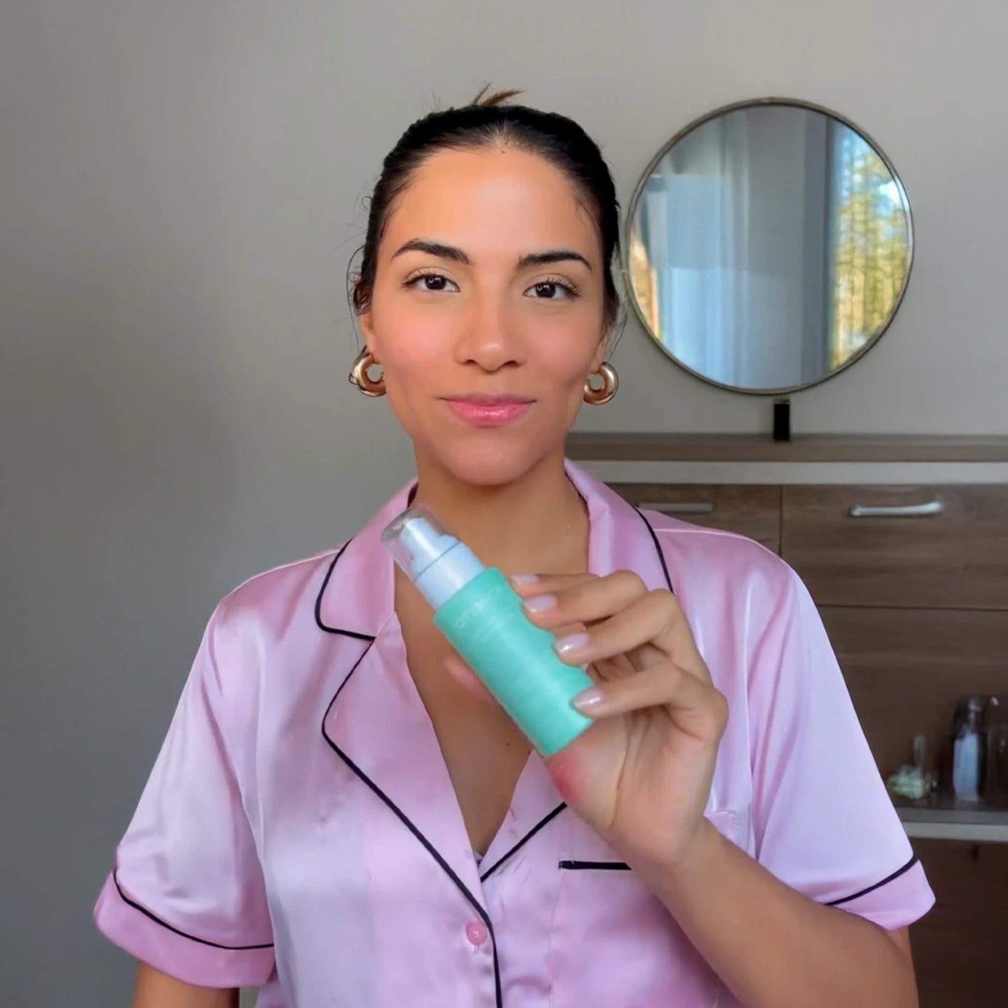 Cleansing Gel 1 Unit - Totemica | Wholesale Makeup