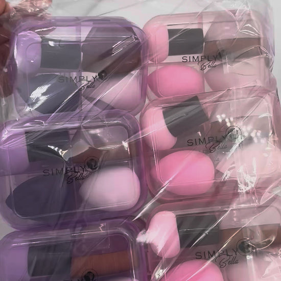 Sponge And Kabuki Brush - Simply Bella | Wholesale Makeup