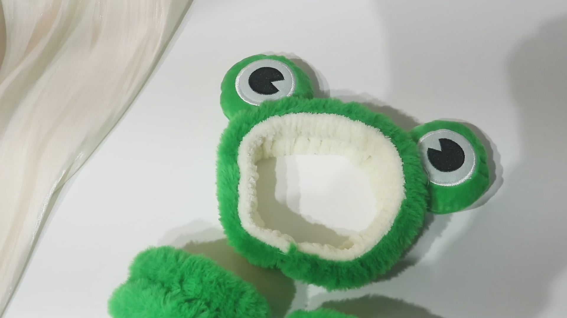 Spa Headband & Wristband Froggy Totemica | Wholesale Makeup