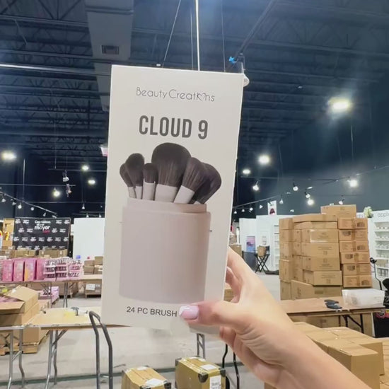 Cloud 9 - 24 Pc Brush - Beauty Creations | Wholesale Makeup