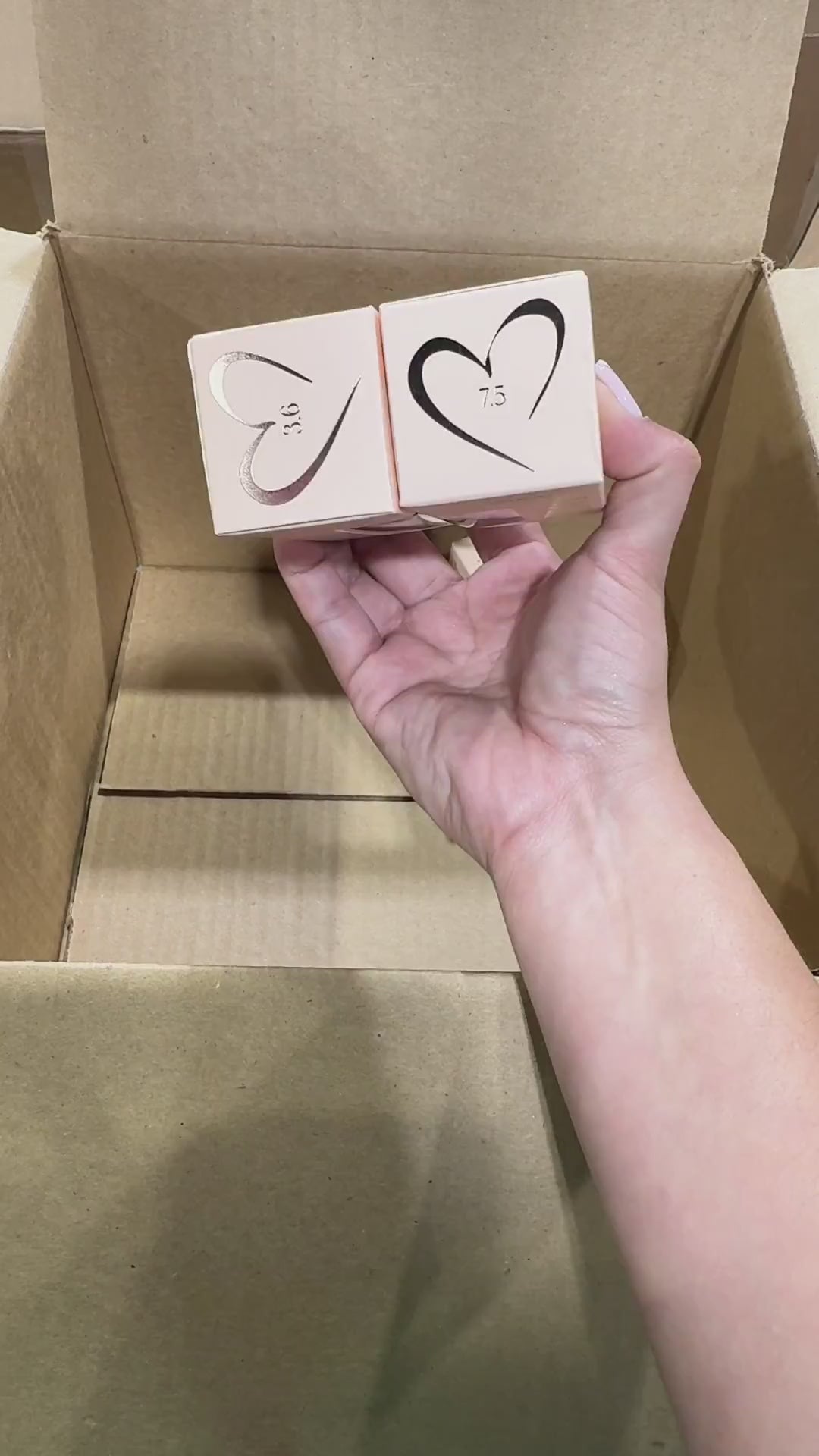 Assorted Chile Box 118 Units | Wholesale Makeup