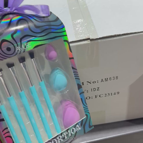 Distortion Powder Brush & Sponge - Amuse | Wholesale Makeup