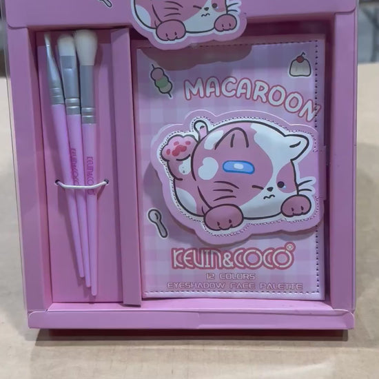 Macaroon Eyeshadow Palette With Brushes Kevin & Coco | Wholesale Makeup