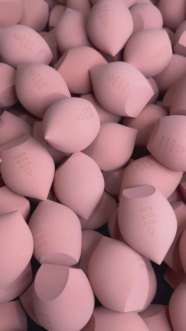 Blender Makeup Sponge - Totemica | Wholesale Makeup
