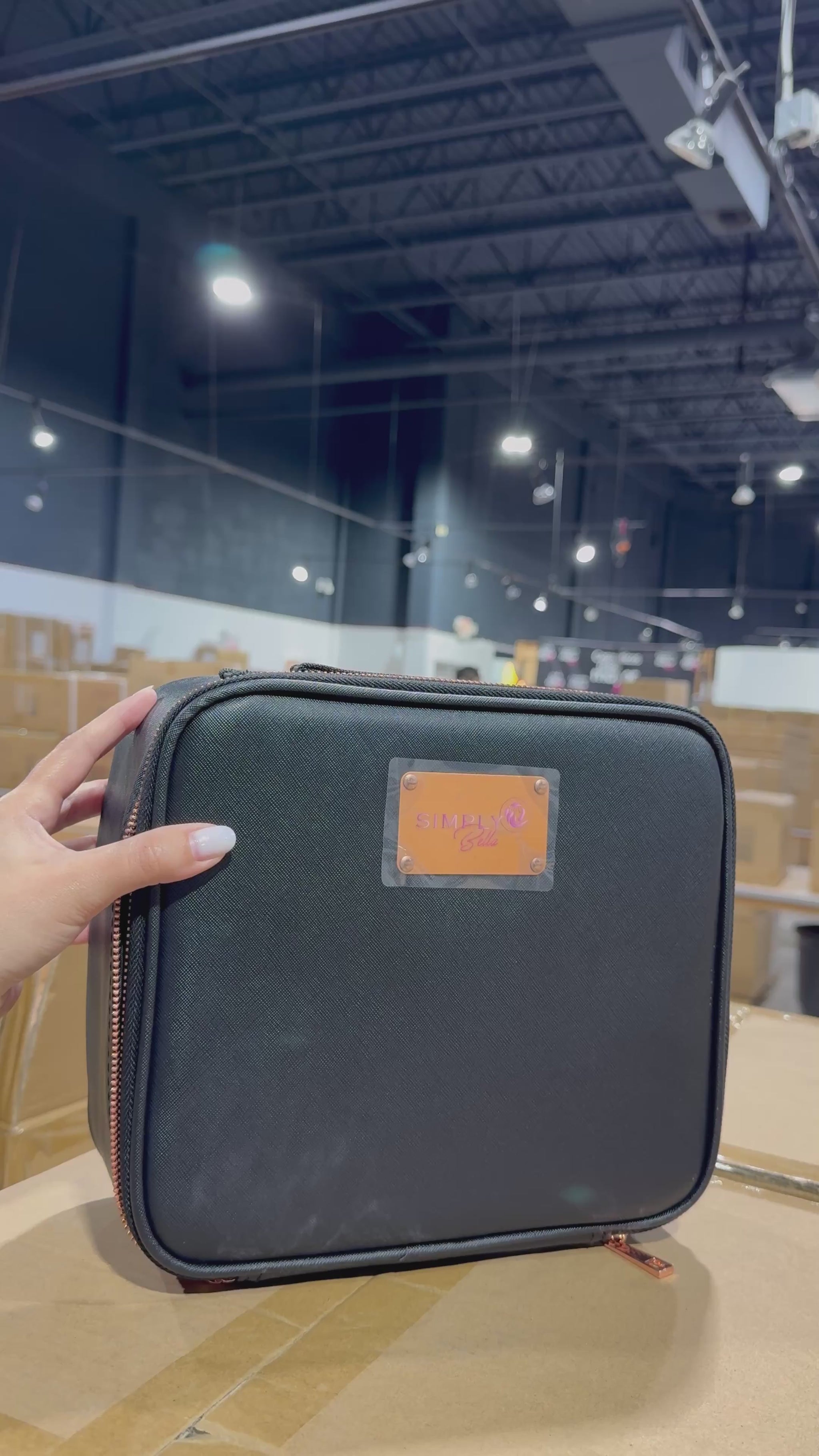 Travel Makeup Case With Led Mirror - Simply Bella | Wholesale Makeup