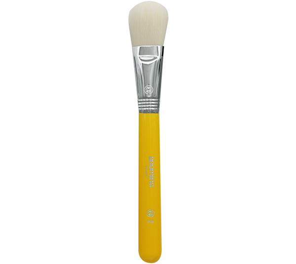 Broadway Precision Powder Booming Brush | Wholesale Makeup