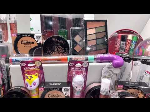 Wholesale Markwins Cosmetics Assorted 100 Units (AWAW100)