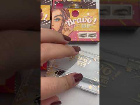 J.Cat Beauty Lux Pro Powder Banana
